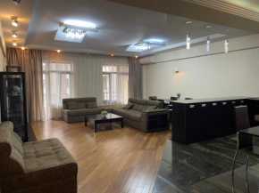 Chiraq apartment
